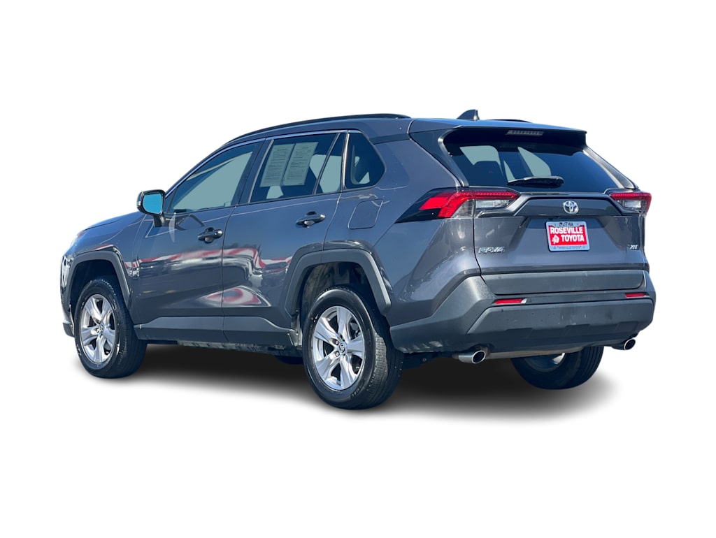 Thumbnail: 2022 Toyota RAV4 - 4