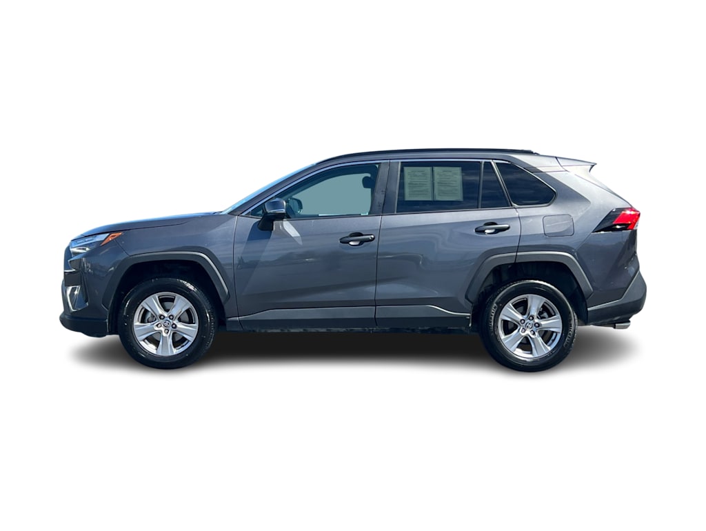 Thumbnail: 2022 Toyota RAV4 - 3