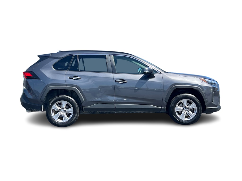Thumbnail: 2022 Toyota RAV4 - 19