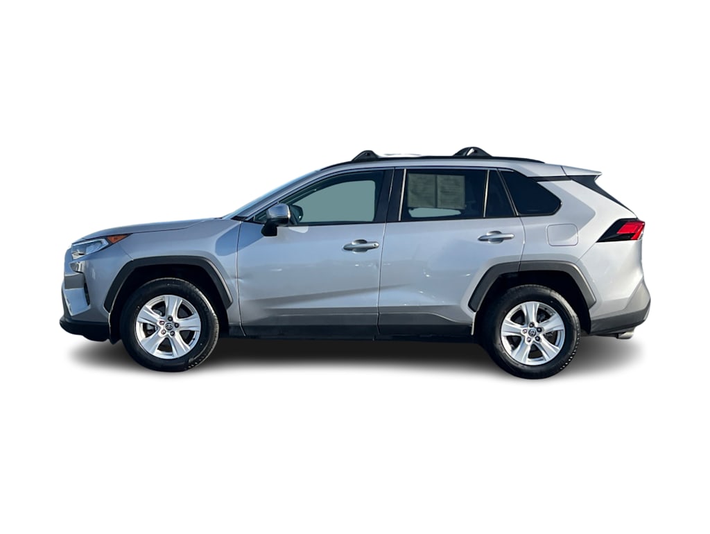 Thumbnail: 2021 Toyota RAV4 - 3