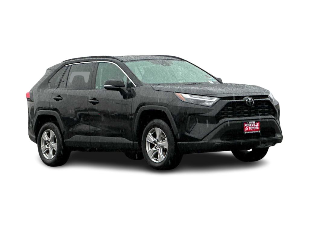 2023 Toyota RAV4 XLE 20