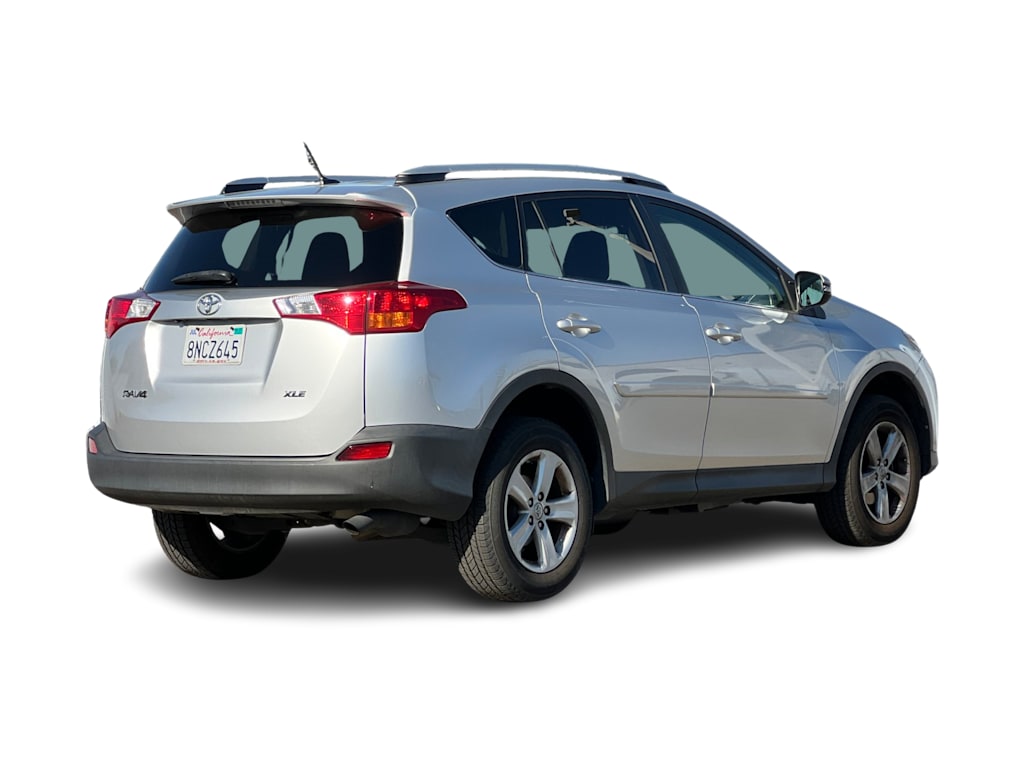 Thumbnail: 2014 Toyota RAV4 - 10