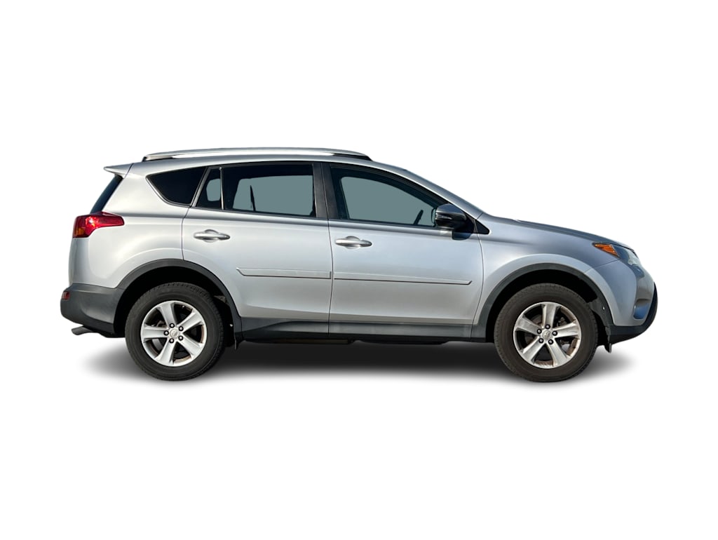 Thumbnail: 2014 Toyota RAV4 - 11