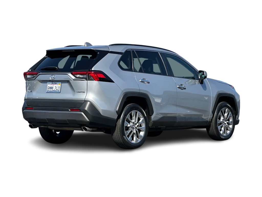 Thumbnail: 2019 Toyota RAV4 - 18