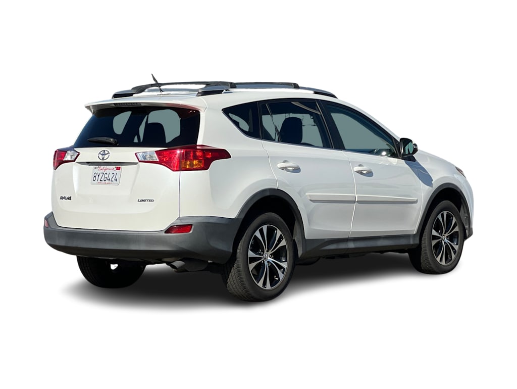 Thumbnail: 2015 Toyota RAV4 - 10