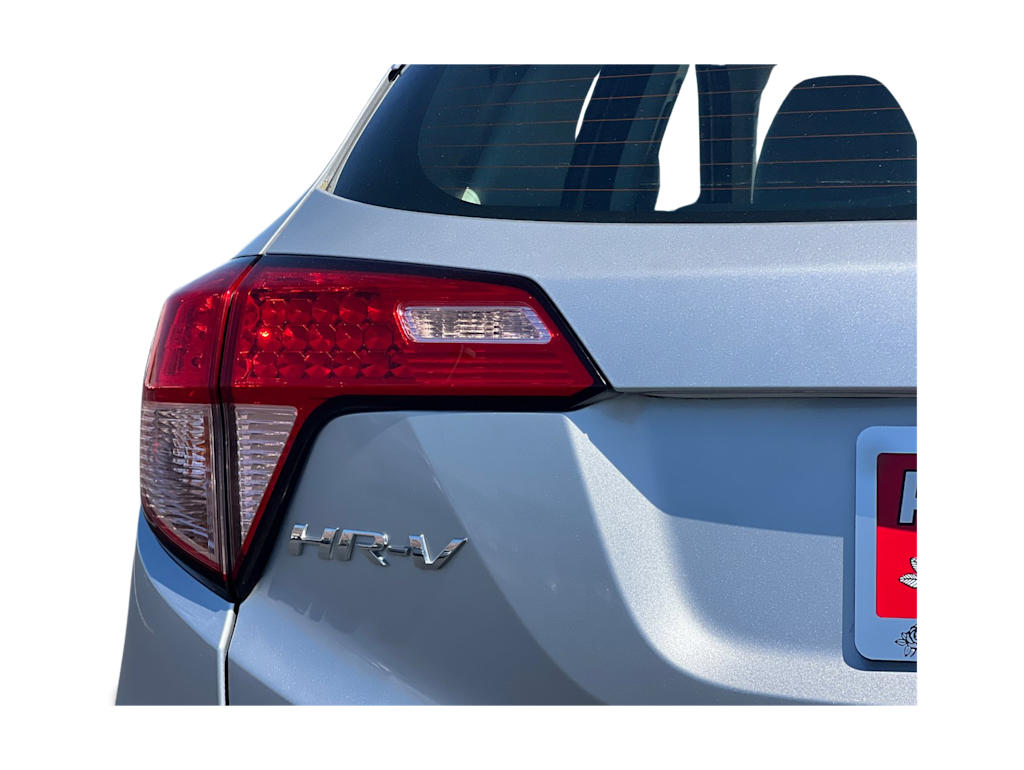 Thumbnail: 2016 Honda HR-V - 30