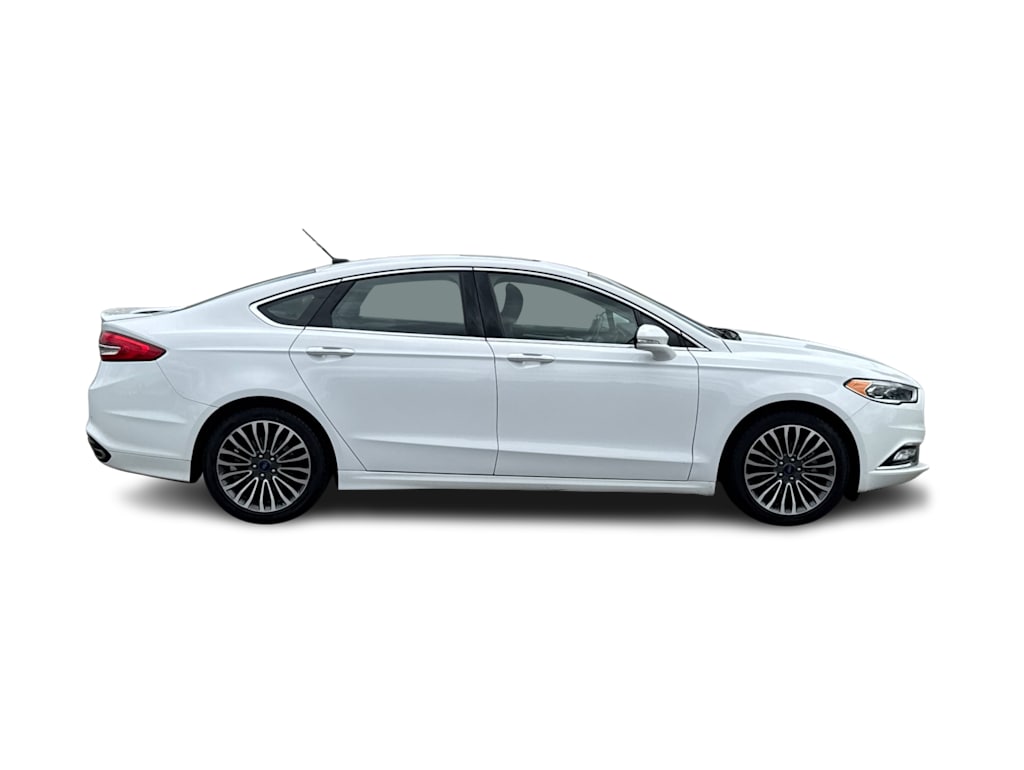 Thumbnail: 2017 Ford Fusion - 19