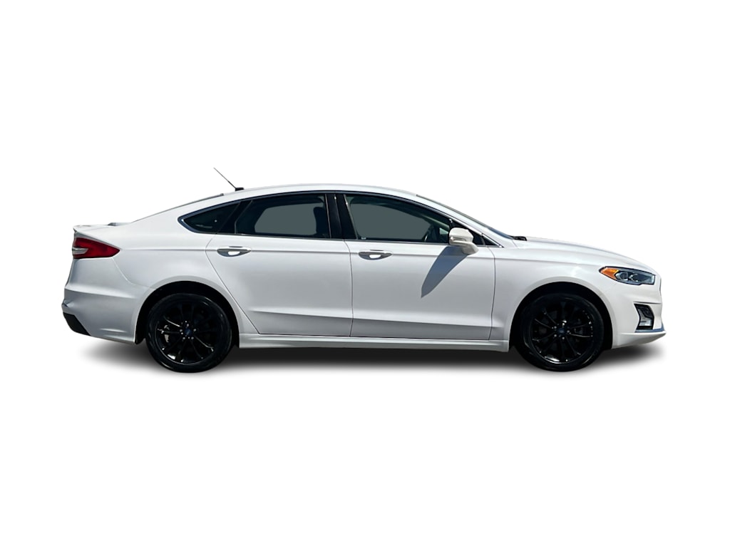 Thumbnail: 2019 Ford Fusion - 18