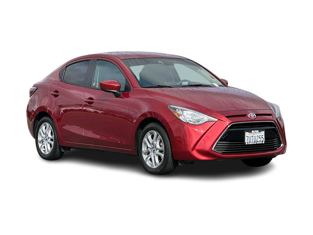 2017 Toyota Yaris iA Base 19