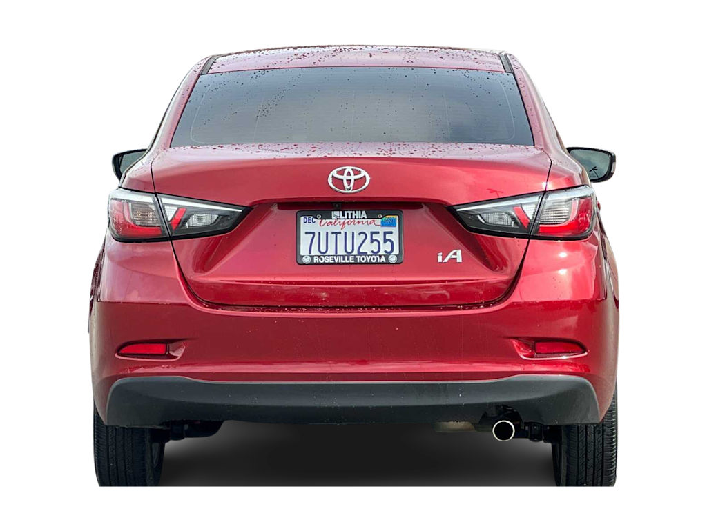 2017 Toyota Yaris iA Base 5