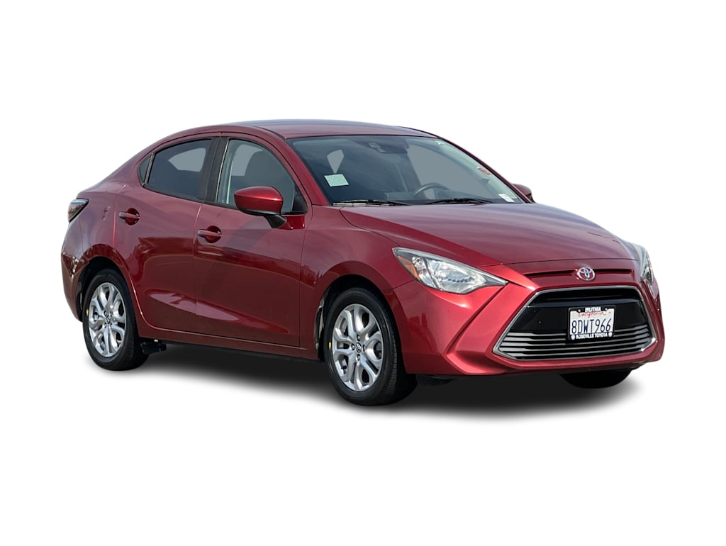 Thumbnail: 2018 Toyota Yaris iA - 18