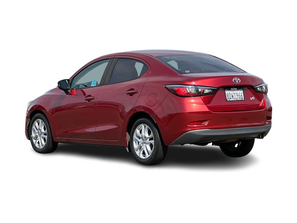 Thumbnail: 2018 Toyota Yaris iA - 4