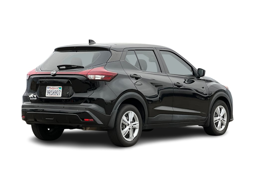 Thumbnail: 2022 Nissan Kicks - 11