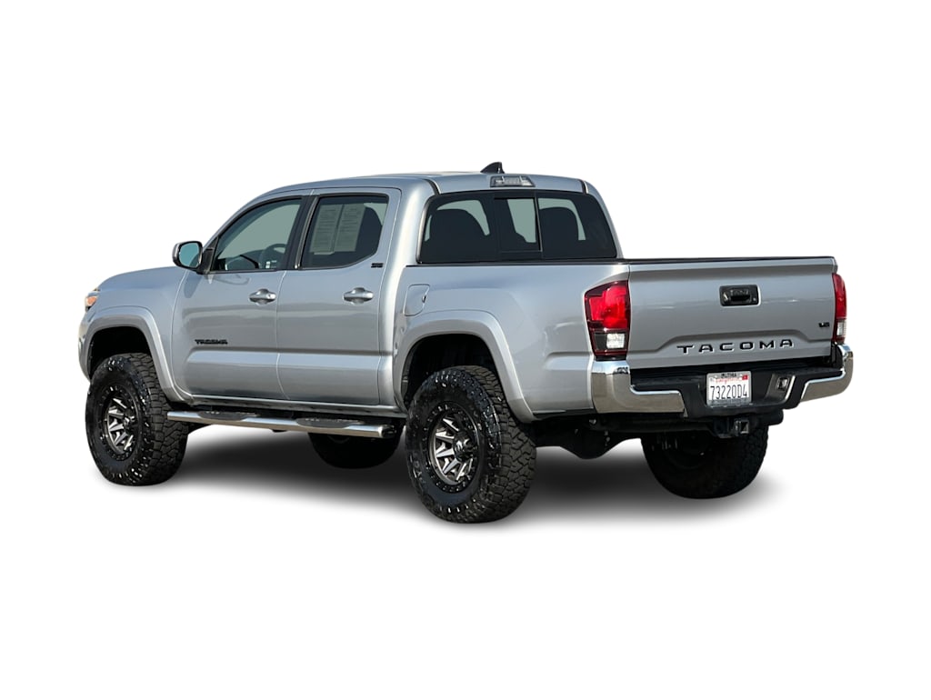 Thumbnail: 2020 Toyota Tacoma - 4