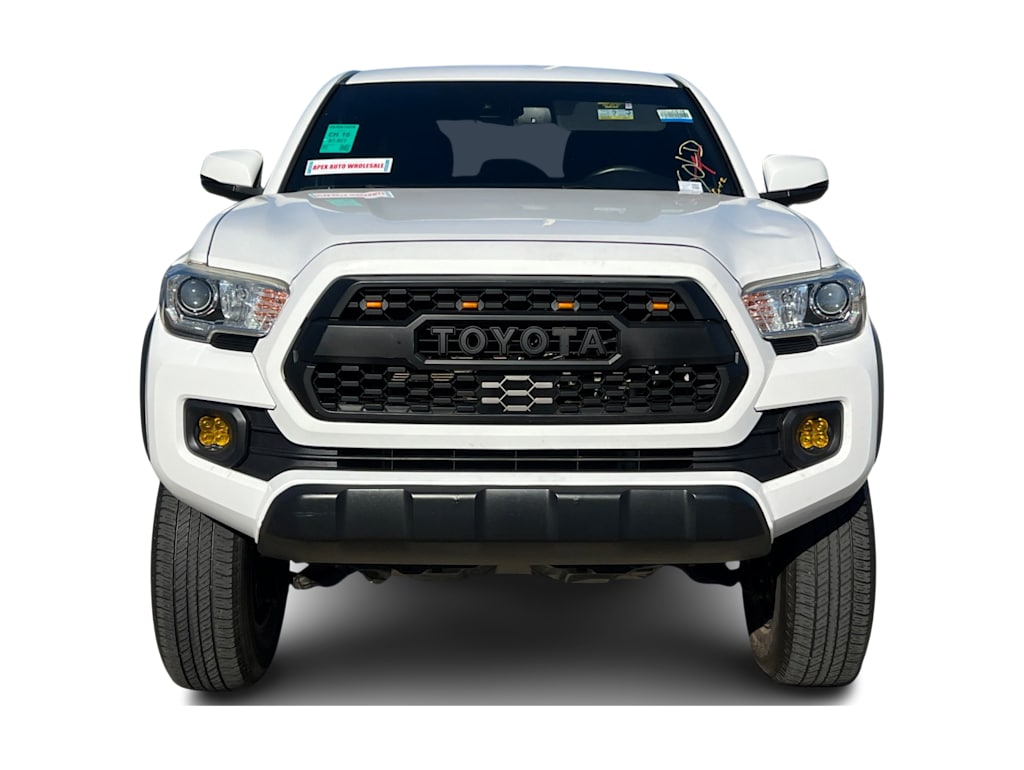 Thumbnail: 2020 Toyota Tacoma - 4