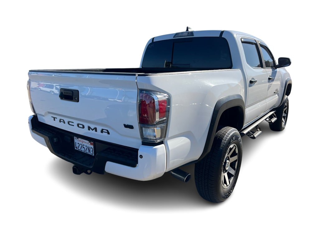Thumbnail: 2020 Toyota Tacoma - 9