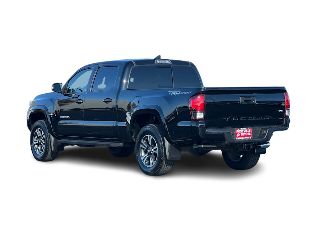 Thumbnail: 2018 Toyota Tacoma - 4