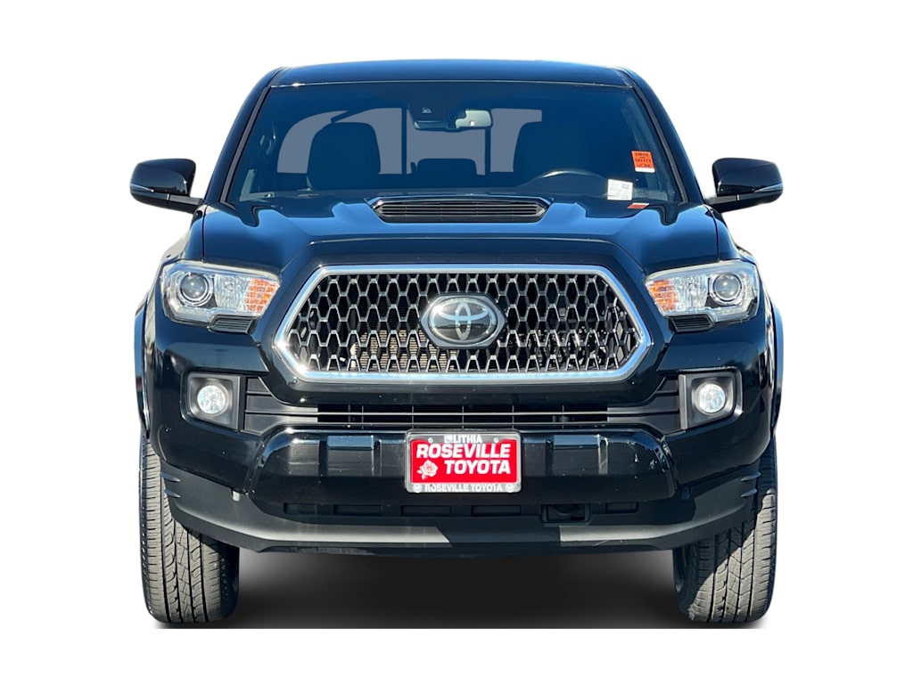 Thumbnail: 2018 Toyota Tacoma - 6