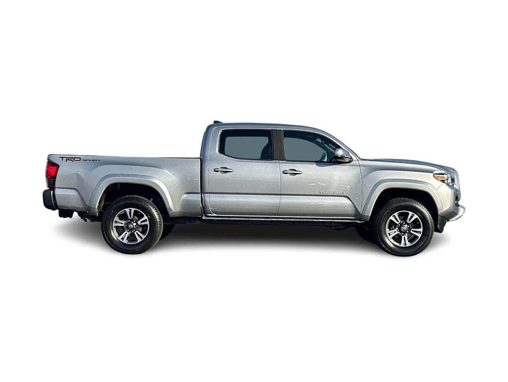 Thumbnail: 2019 Toyota Tacoma - 20