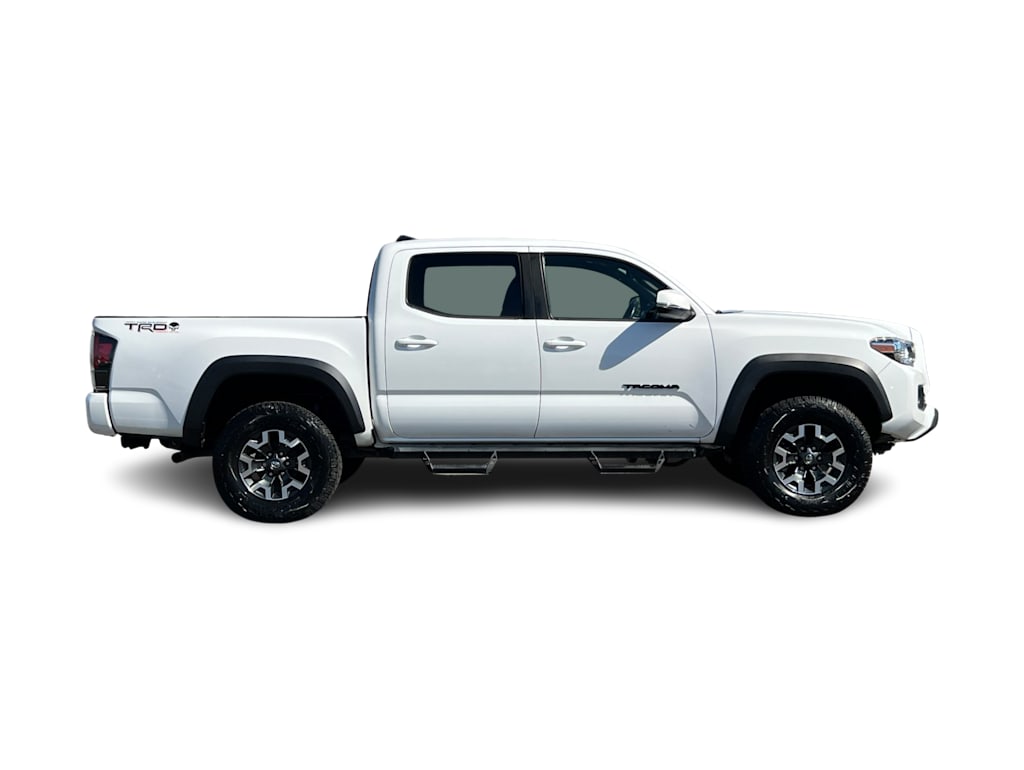 Thumbnail: 2019 Toyota Tacoma - 19