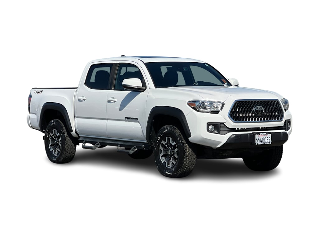 Thumbnail: 2019 Toyota Tacoma - 18