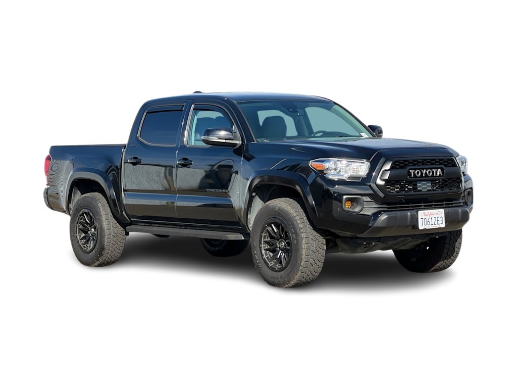 Thumbnail: 2021 Toyota Tacoma - 15