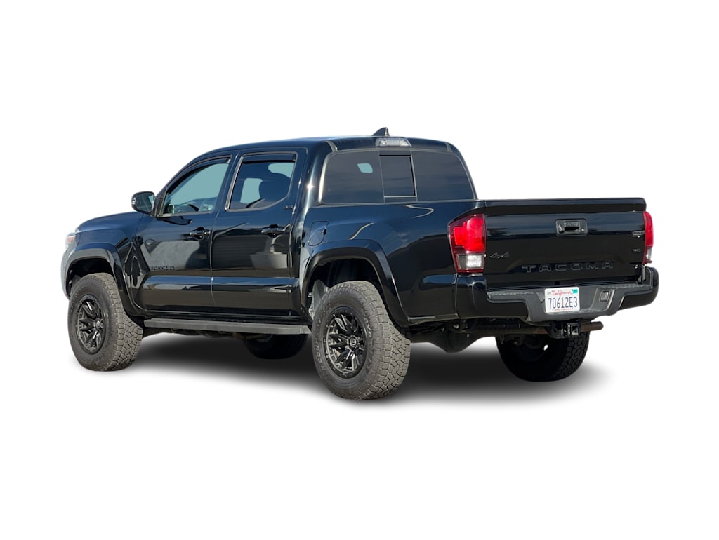 Thumbnail: 2021 Toyota Tacoma - 4
