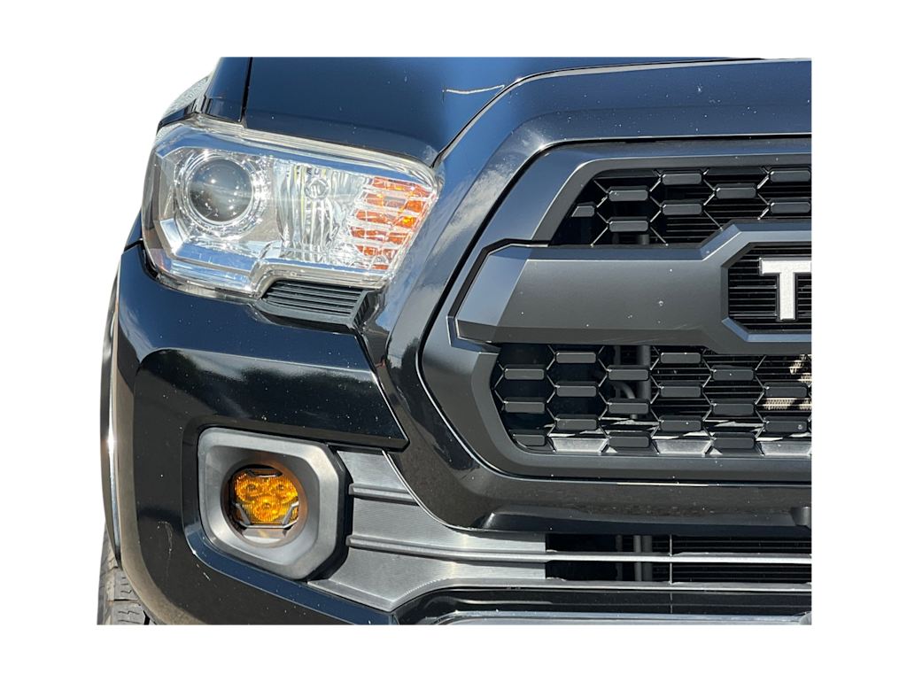 Thumbnail: 2021 Toyota Tacoma - 20