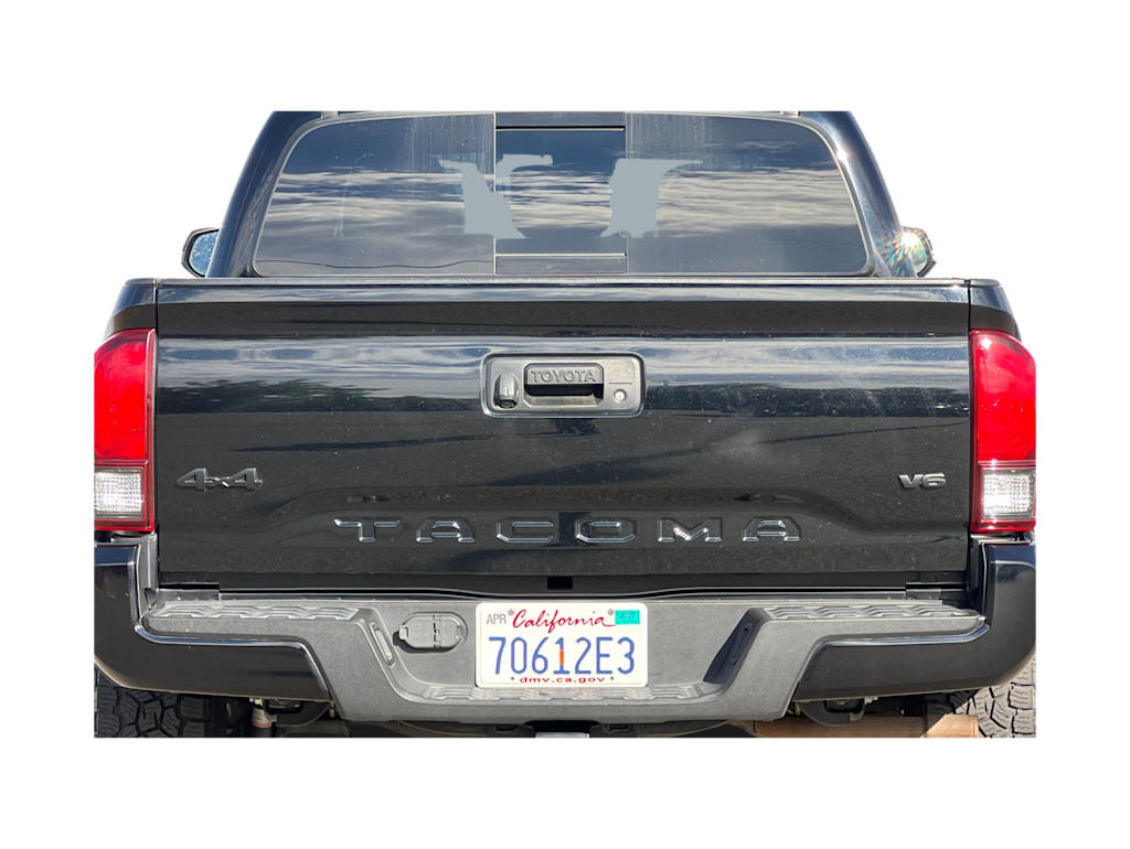 Thumbnail: 2021 Toyota Tacoma - 24