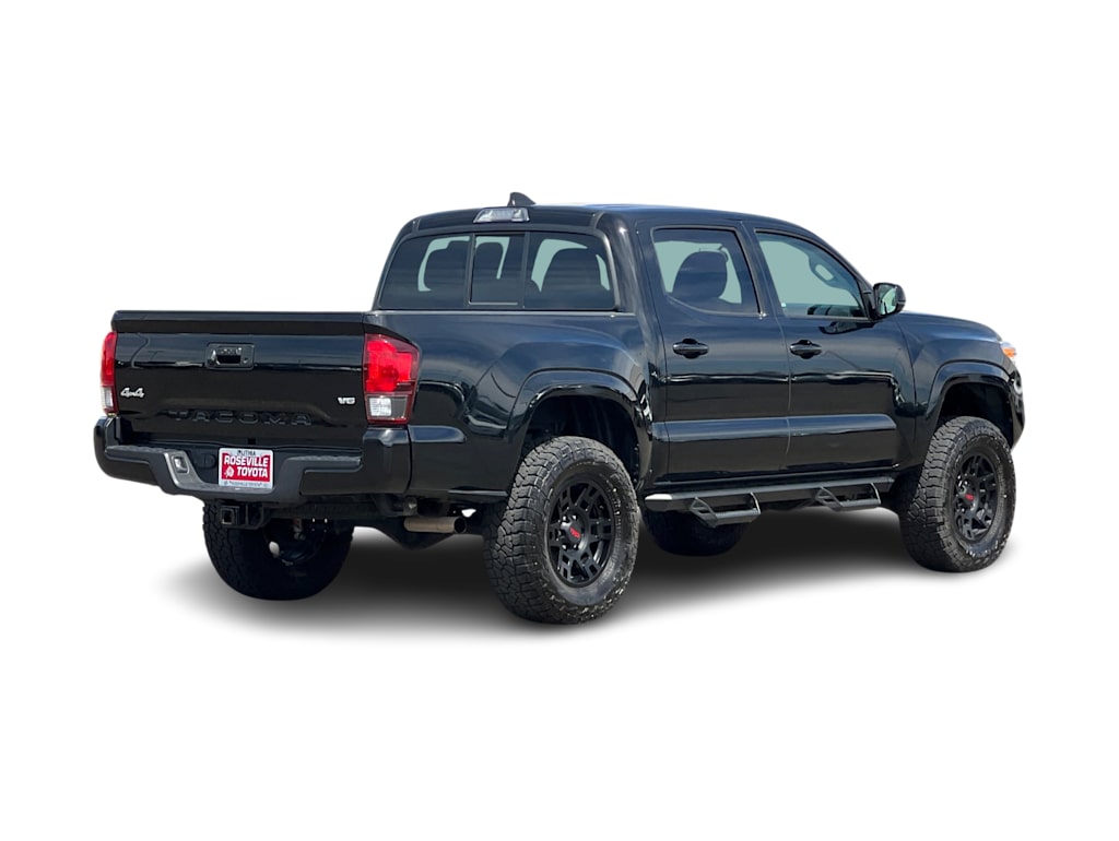 Thumbnail: 2022 Toyota Tacoma - 18