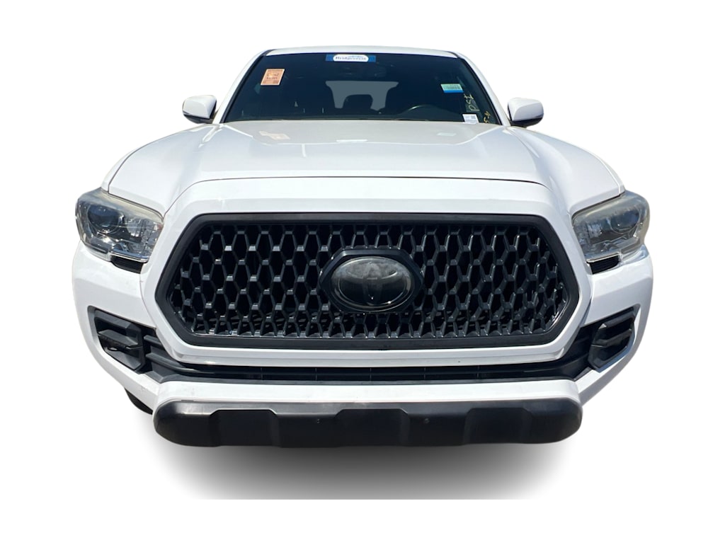 Thumbnail: 2018 Toyota Tacoma - 4