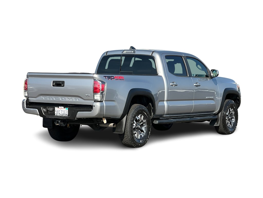 Thumbnail: 2021 Toyota Tacoma - 18