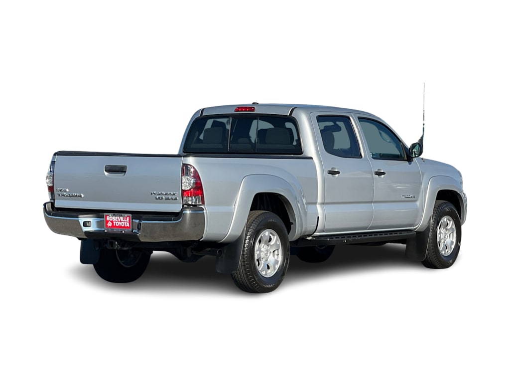 Thumbnail: 2011 Toyota Tacoma - 17