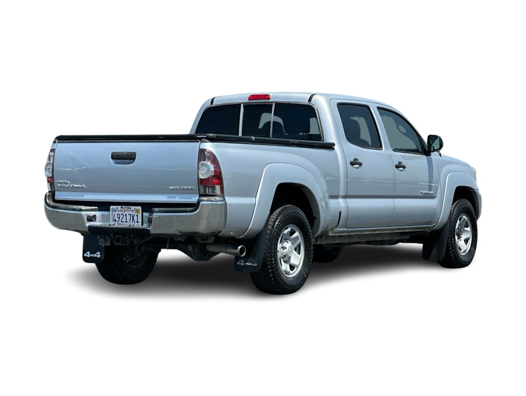 Thumbnail: 2013 Toyota Tacoma - 16
