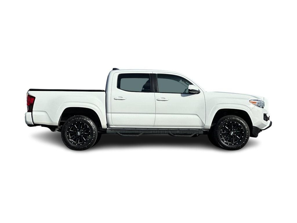 2022 Toyota Tacoma SR 18