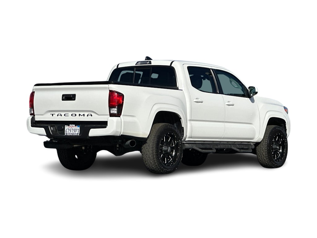 2022 Toyota Tacoma SR 16