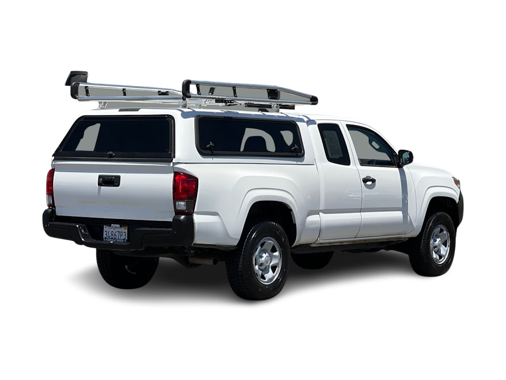 Thumbnail: 2022 Toyota Tacoma - 16