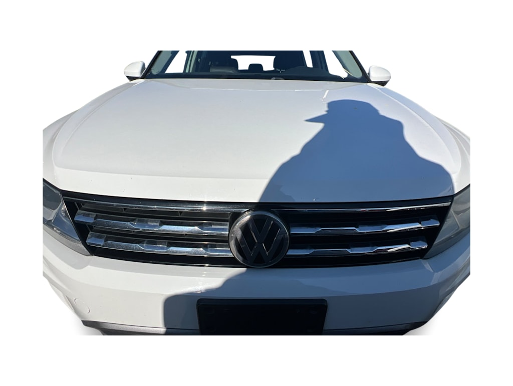 Thumbnail: 2020 Volkswagen Tiguan - 13