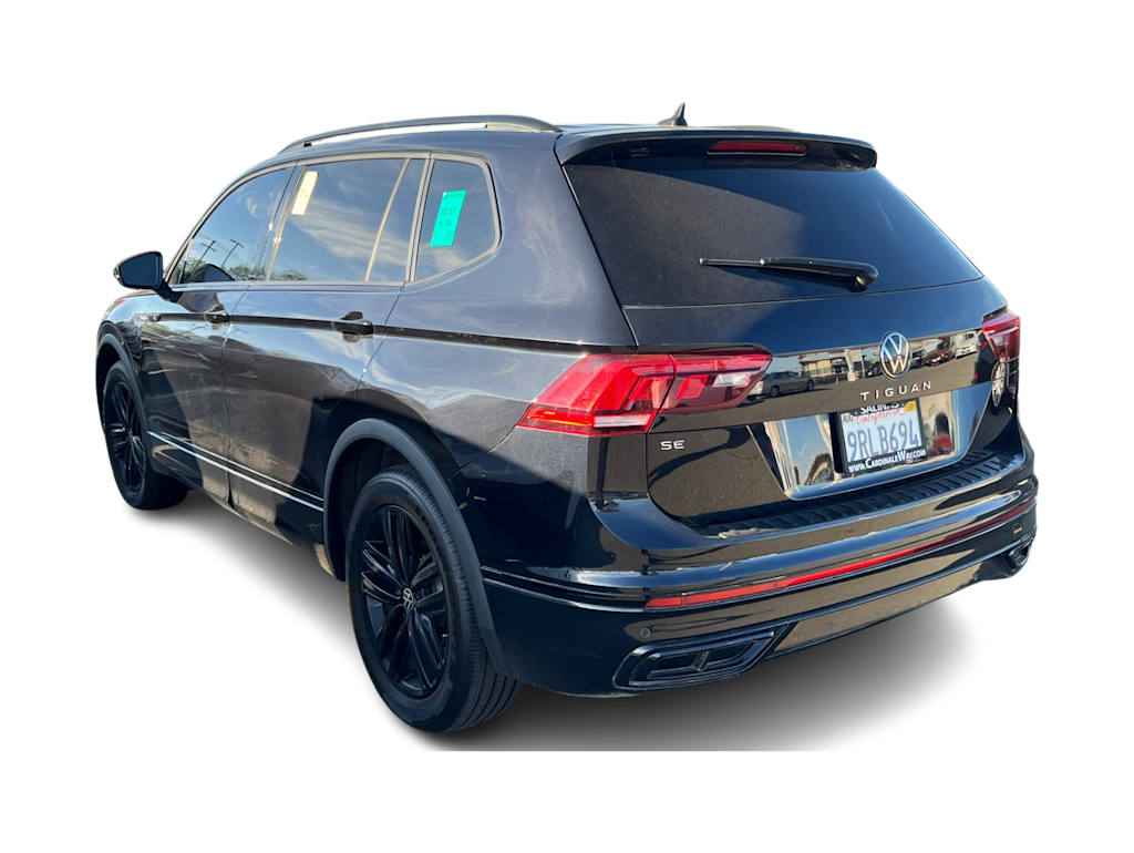 Thumbnail: 2022 Volkswagen Tiguan - 2