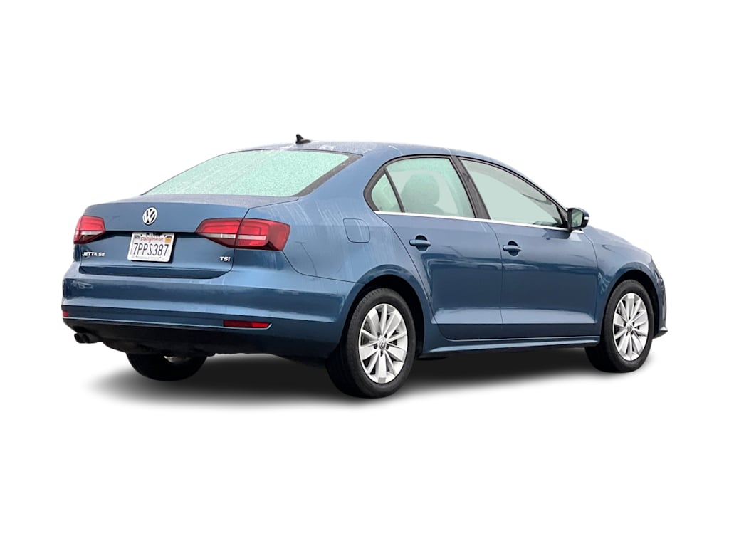 Thumbnail: 2016 Volkswagen Jetta - 16