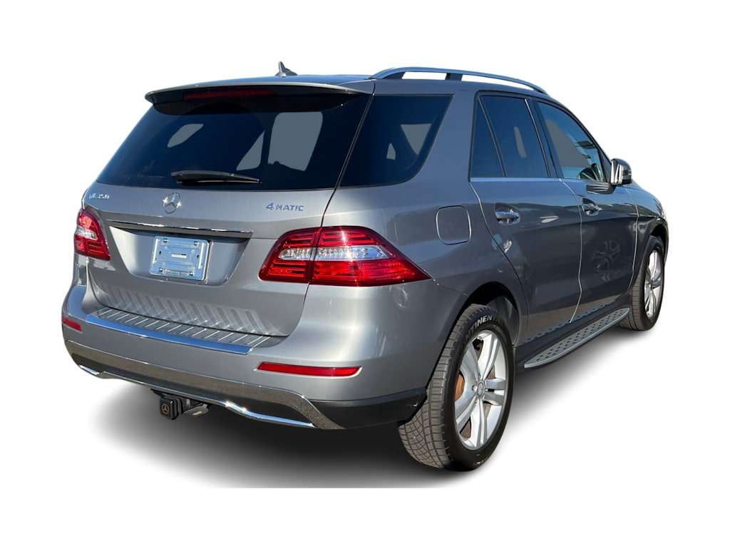 Thumbnail: 2015 Mercedes-Benz M-Class - 9