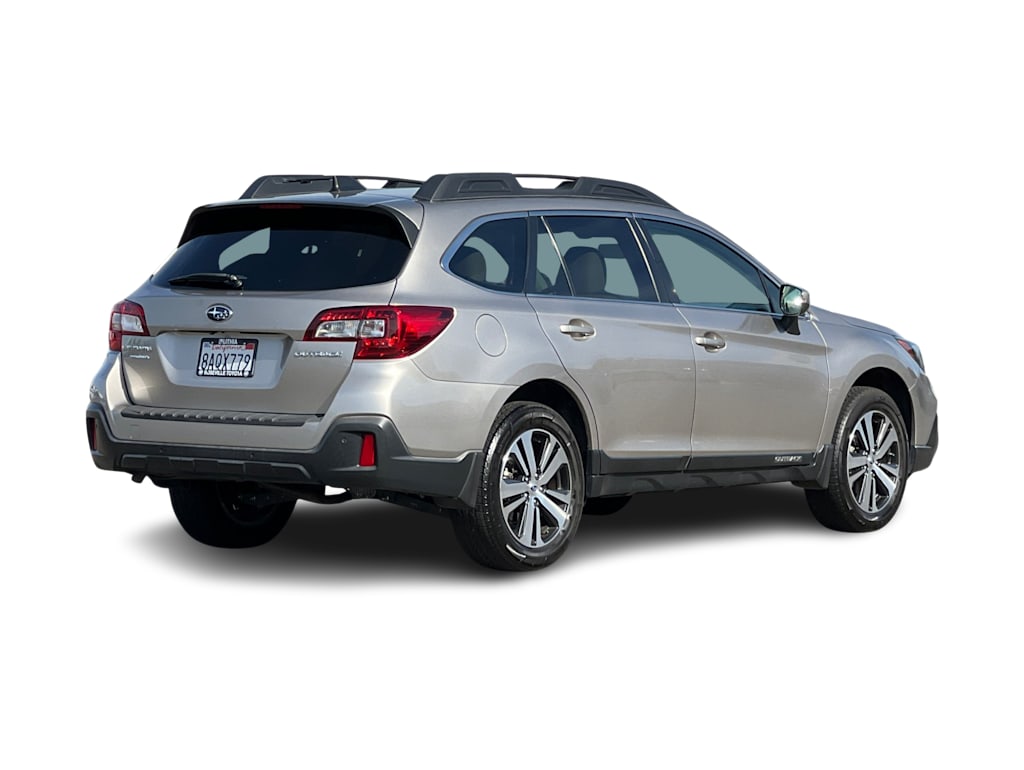 Thumbnail: 2018 Subaru Outback - 18