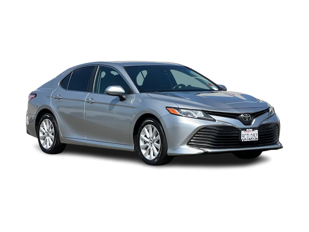 Thumbnail: 2018 Toyota Camry - 18