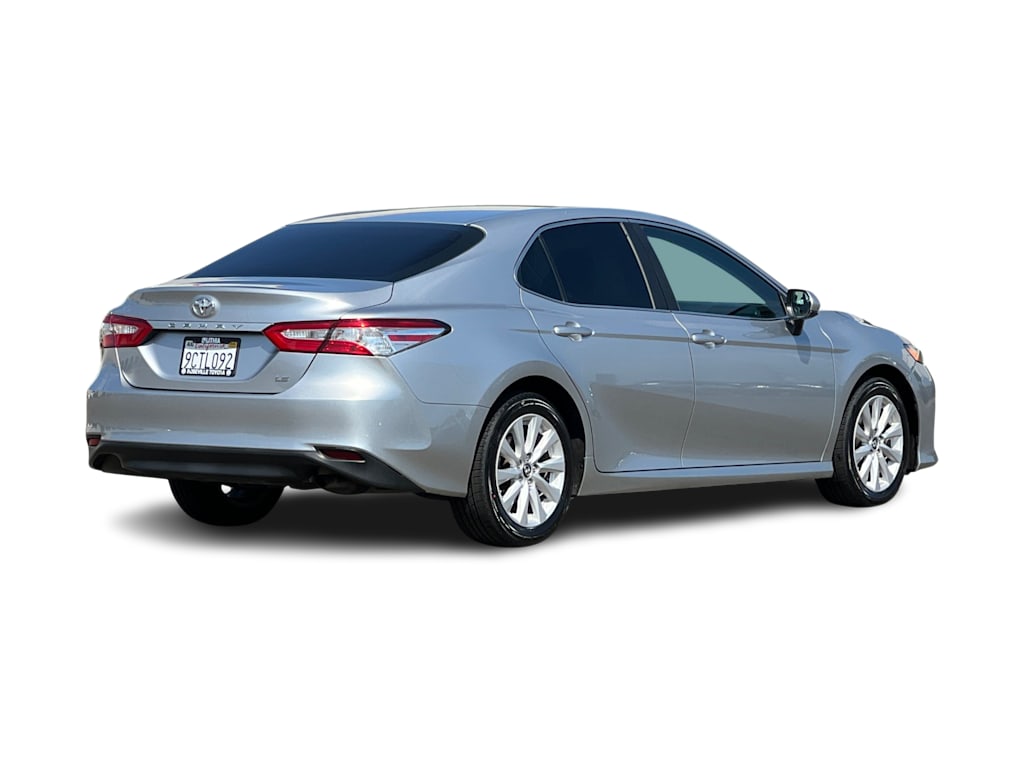 Thumbnail: 2018 Toyota Camry - 17