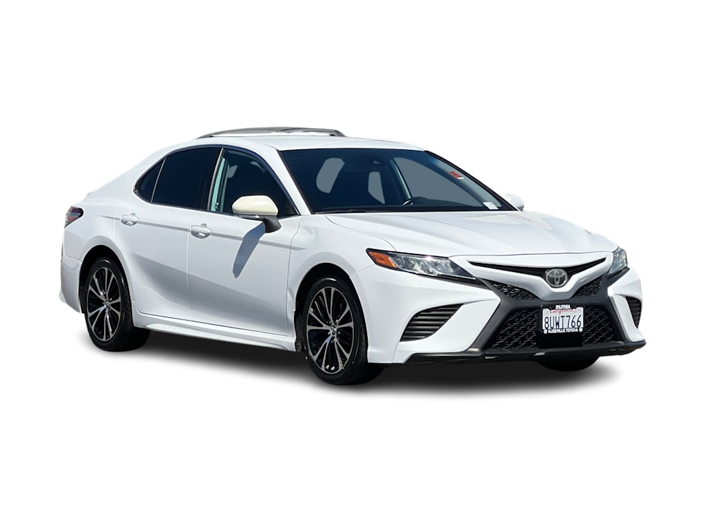 Thumbnail: 2019 Toyota Camry - 19