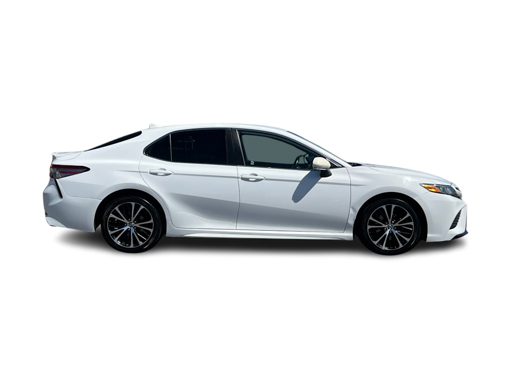 Thumbnail: 2019 Toyota Camry - 20