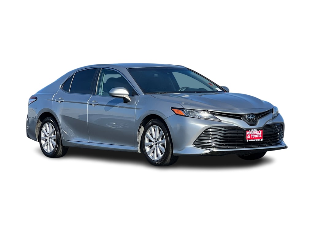 2018 Toyota Camry LE 19