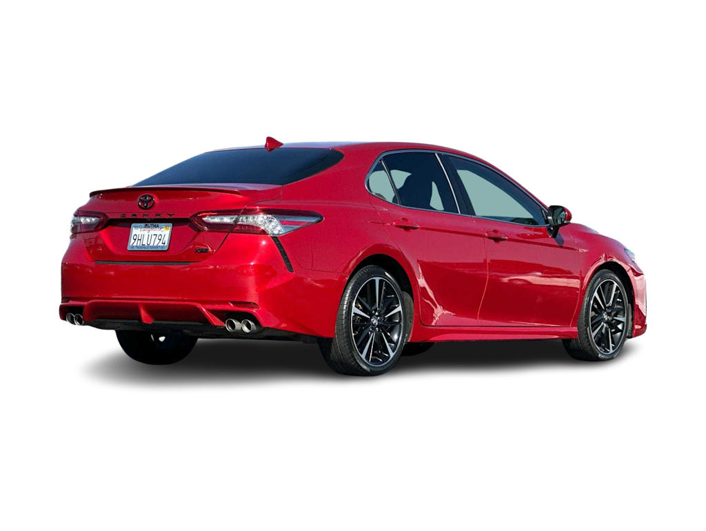 Thumbnail: 2019 Toyota Camry - 17