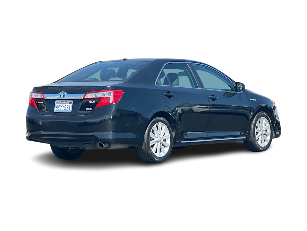 Thumbnail: 2014 Toyota Camry - 16