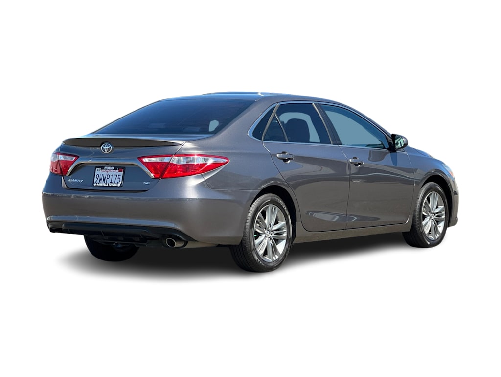 Thumbnail: 2017 Toyota Camry - 16